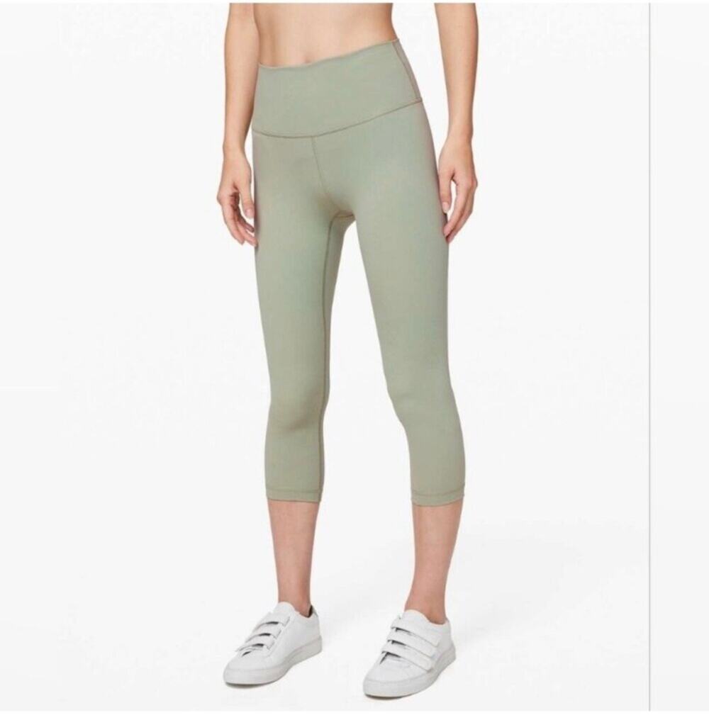 Lululemon Leggings Womens 4 Wunder Under Crop Full-On Luxtreme 21" Sea Moss Gym